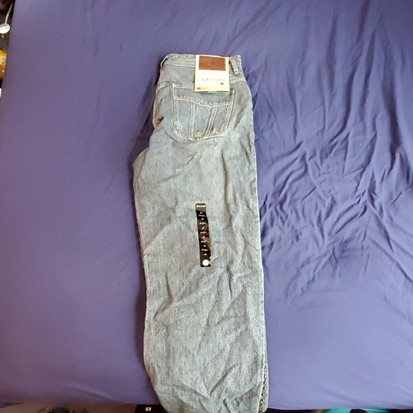 Jeans - Picture 3 of 3